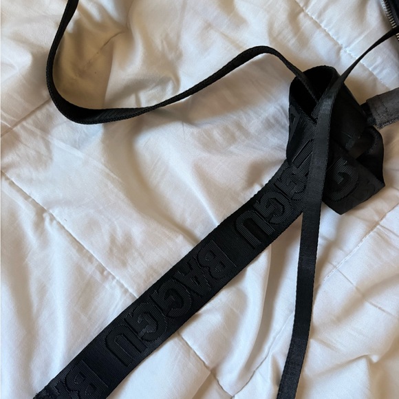 BAGGU Denim Crescent Shoulder Bag Medium Size - Picture 4 of 5